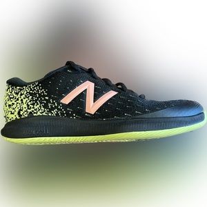 New Balance Women’s 996 Tennis size 6.5